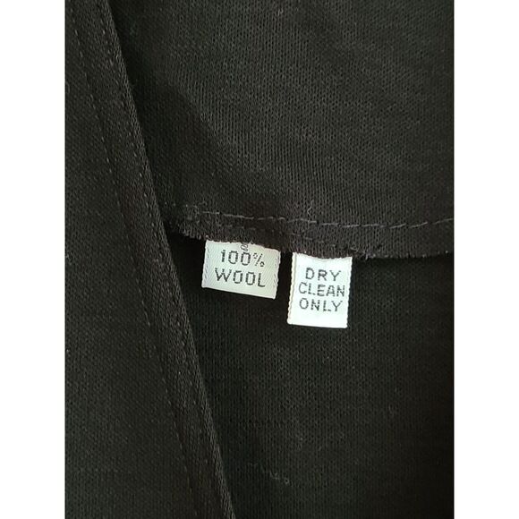 Black 100% Wool Vest Gold Buttons MEDIUM Minimalist Quiet Luxury Old Money M - Picture 4 of 9